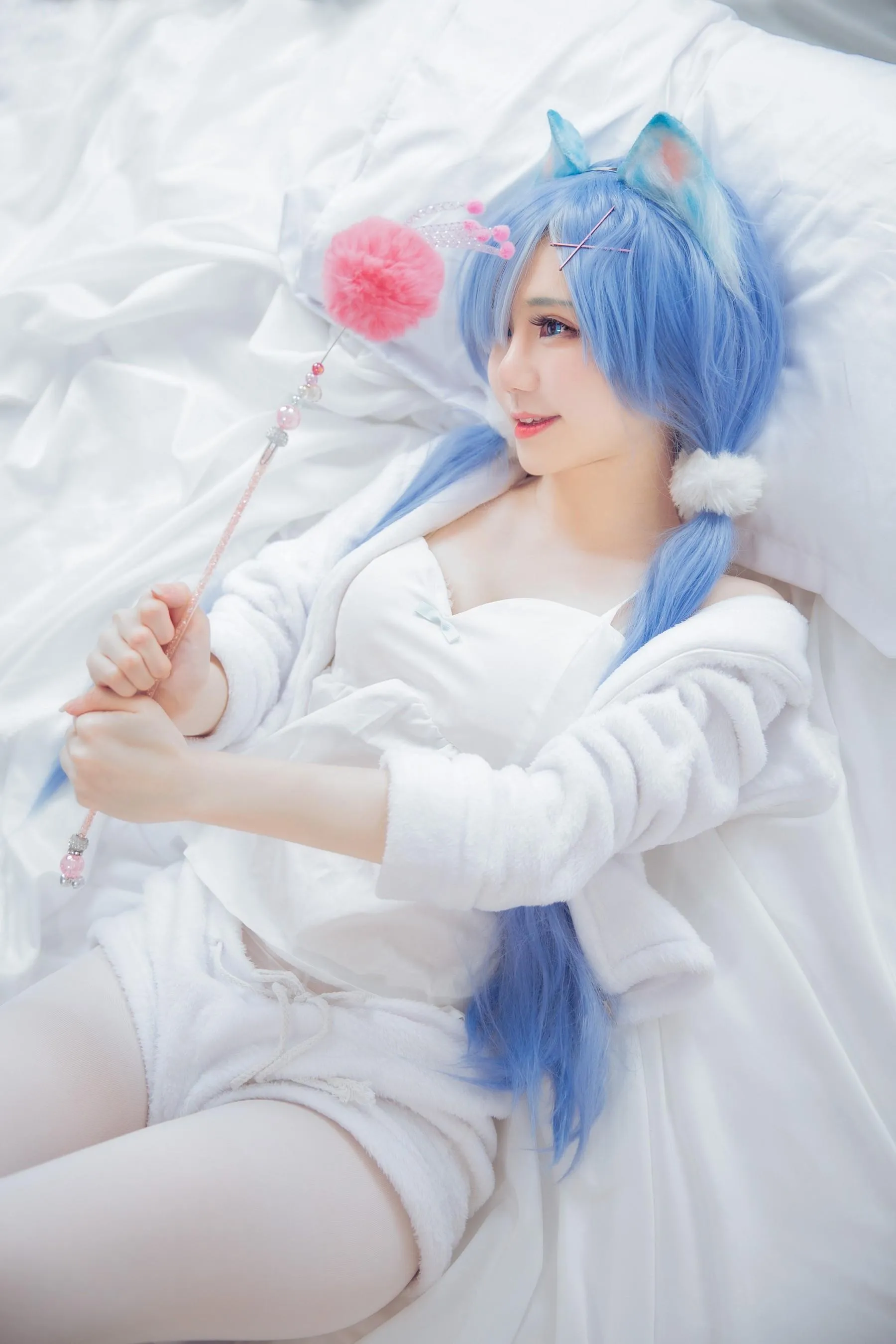 Sally Dorasnow – NO.22 Rem White Kitty [50P]插图6